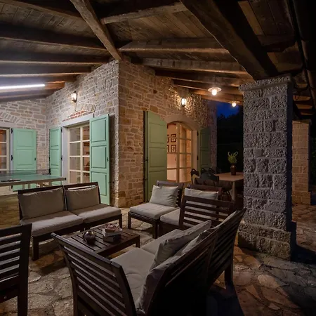 Casa Bella